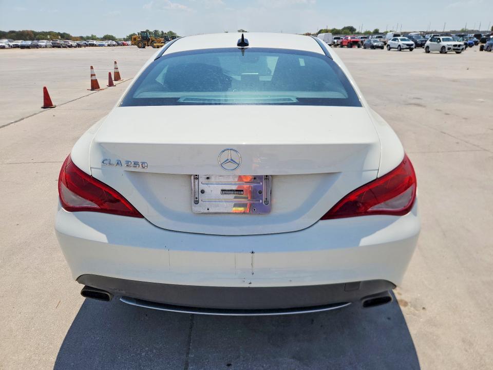 Photo 6 from auction – 2016 MERCEDES-BENZ CLA with VIN WDDSJ4EBXGN290483