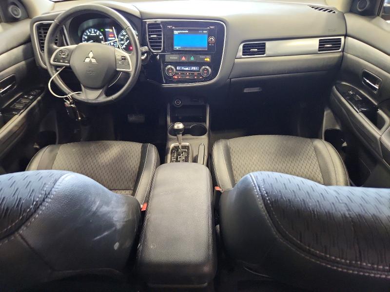 Photo 8 from auction – 2015 MITSUBISHI OUTLANDER with VIN JA4AZ3A36FZ013435