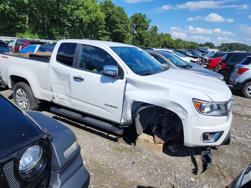 Photo 4 from auction – 2018 CHEVROLET COLORADO with VIN 1GCHTCEN8J1297370
