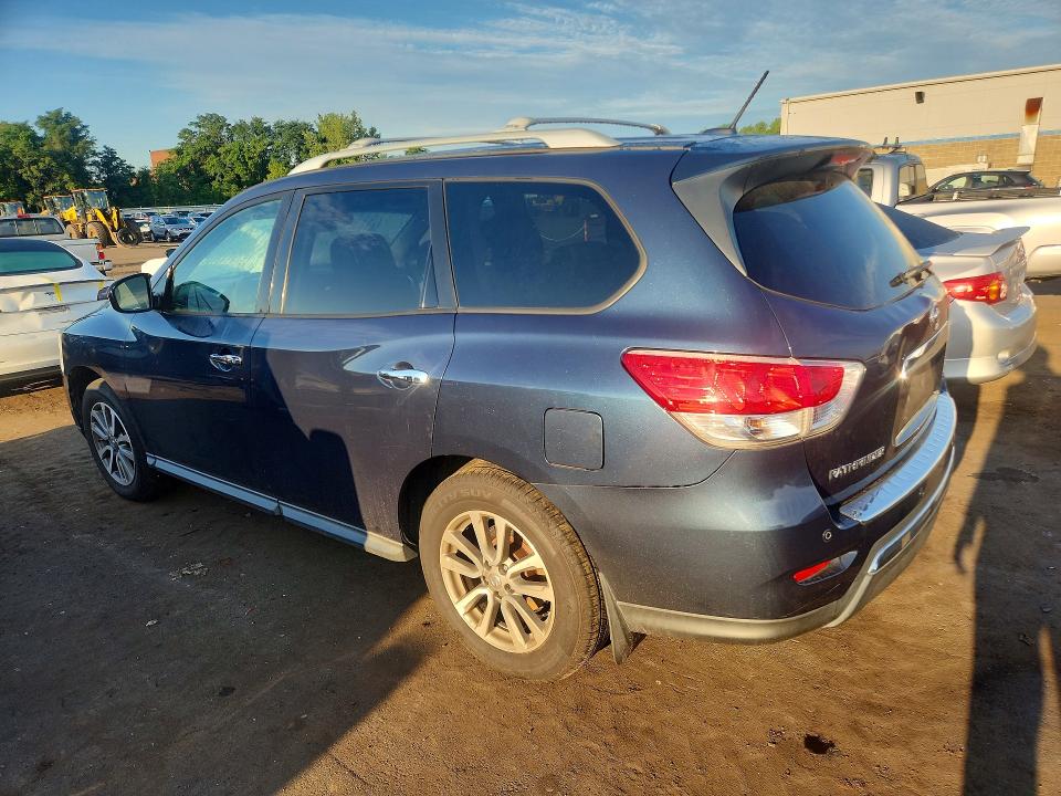 Photo 2 from auction – 2013 NISSAN PATHFINDER with VIN 5N1AR2MMXDC640025