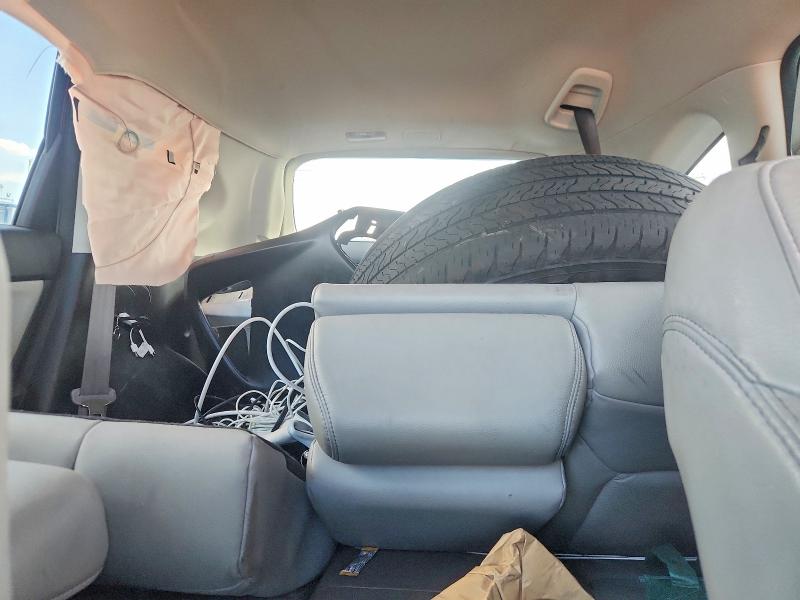 Снимка 10 от търг – 2016 HONDA CR-V с VIN 5J6RM4H71GL066810