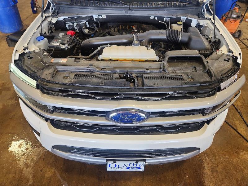 Снимка 12 от търг – 2024 FORD EXPEDITION с VIN 1FMJK1J80REB04220