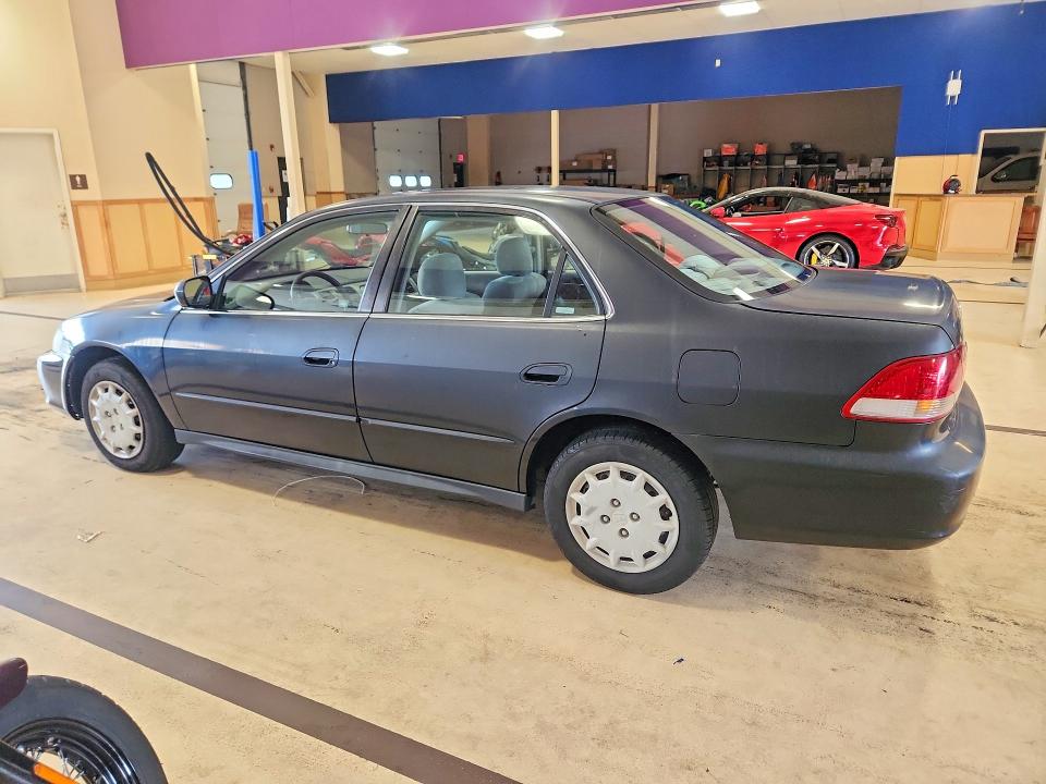 Photo 2 from auction – 2002 HONDA ACCORD with VIN 1HGCG66592A001306