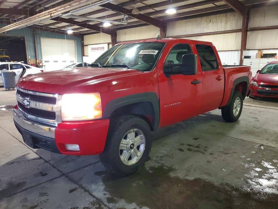 2007 CHEVROLET SILVERADO - Търг №64446896