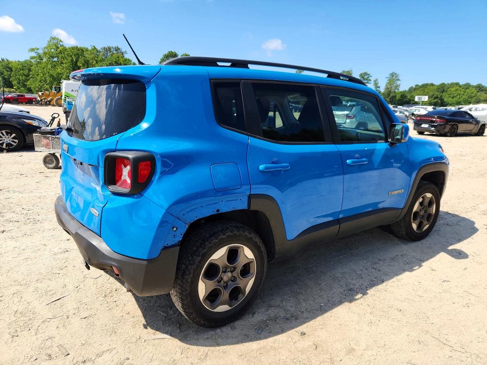 Photo 3 from auction – 2015 JEEP RENEGADE with VIN ZACCJBBH0FPB68585