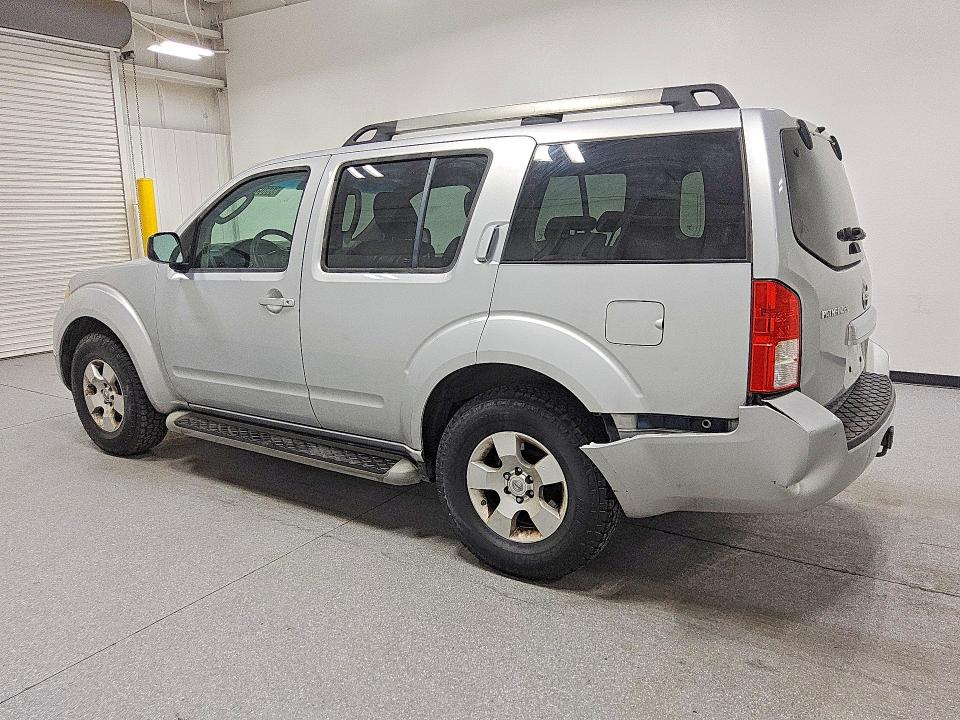 Photo 2 from auction – 2011 NISSAN PATHFINDER with VIN 5N1AR1NN2BC616235
