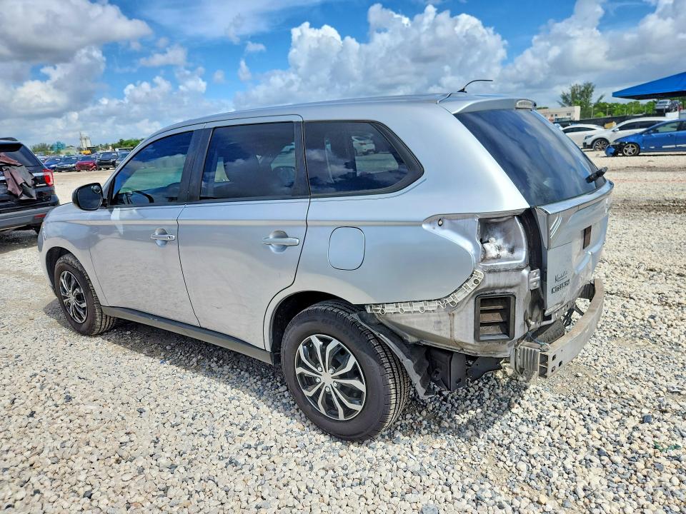 Photo 2 from auction – 2014 MITSUBISHI OUTLANDER with VIN JA4AD2A34EZ006782