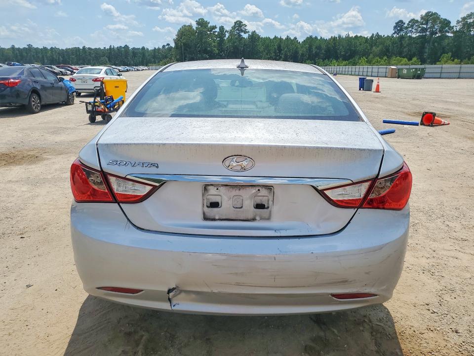 Photo 6 from auction – 2012 HYUNDAI SONATA with VIN 5NPEB4AC7CH410219