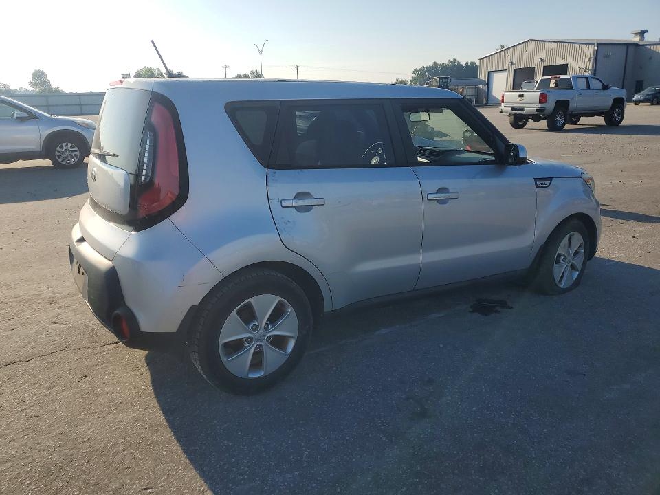 Photo 3 from auction – 2016 KIA SOUL with VIN KNDJN2A22G7843443