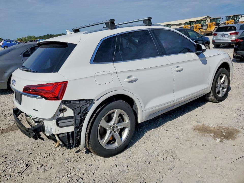 Photo 3 from auction – 2021 AUDI Q5 with VIN WA1AAAFY0M2023755