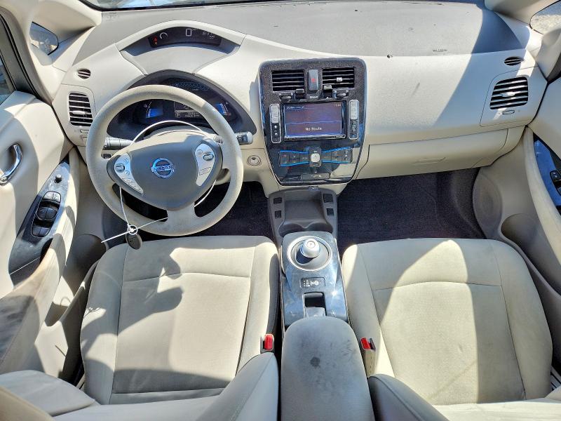Photo 8 from auction – 2011 NISSAN LEAF with VIN JN1AZ0CP4BT000834