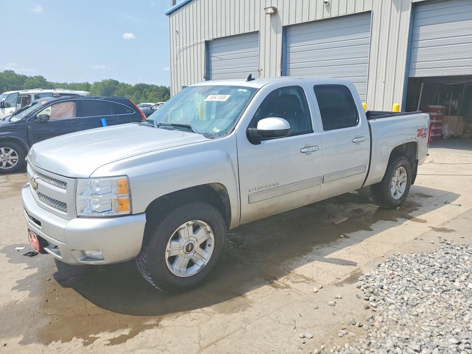 2011 CHEVROLET SILVERADO - Търг №66641086
