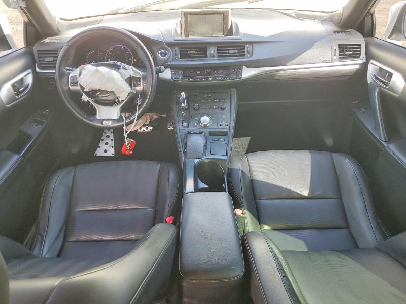 Photo 8 from auction – 2012 LEXUS CT with VIN JTHKD5BH6C2106554