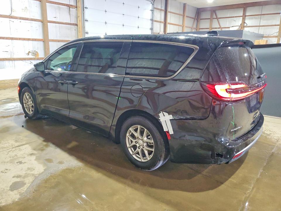 Photo 2 from auction – 2027 CHRYSLER PACIFICA with VIN 2C4RC1BG7VR576857