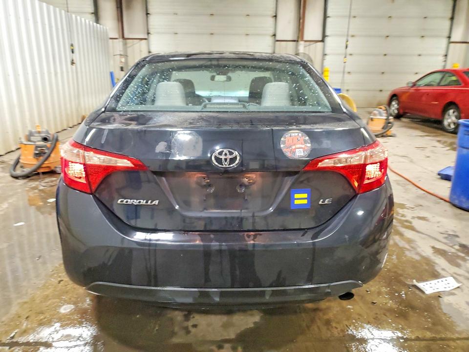 Photo 6 from auction – 2018 TOYOTA COROLLA with VIN 5YFBURHE3JP768063