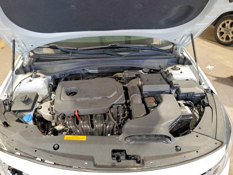 Photo 11 from auction – 2018 KIA OPTIMA with VIN 5XXGU4L30JG248247