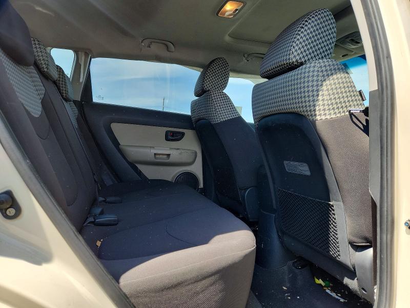 Photo 10 from auction – 2010 KIA SOUL with VIN KNDJT2A28A7049589