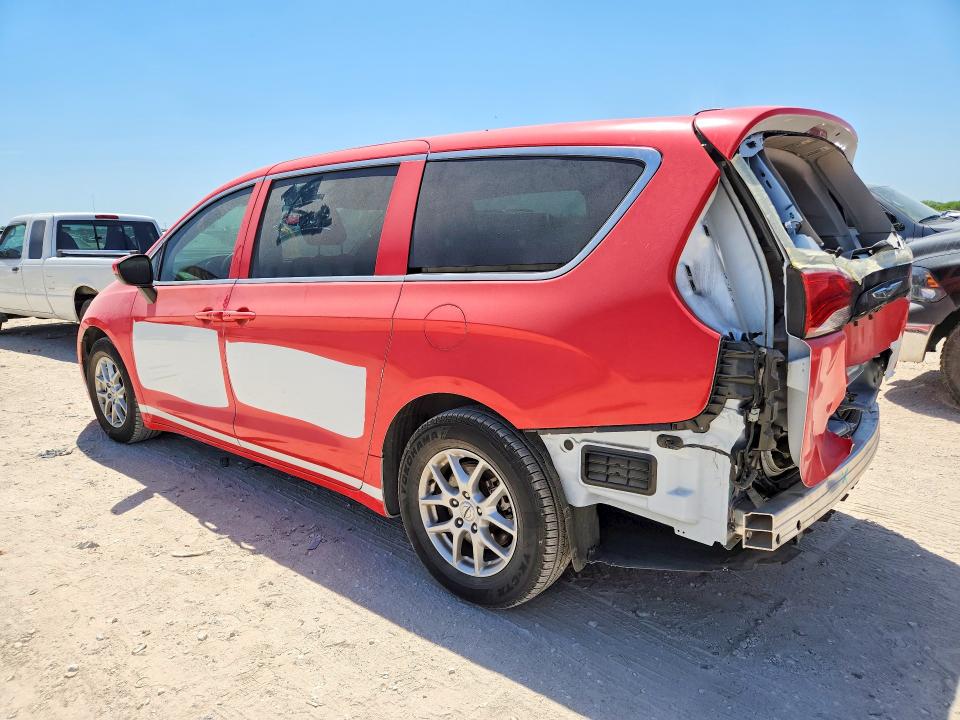 Фото 2 с аукциона – 2023 CHRYSLER VOYAGER с VIN 2C4RC1CG2PR516745