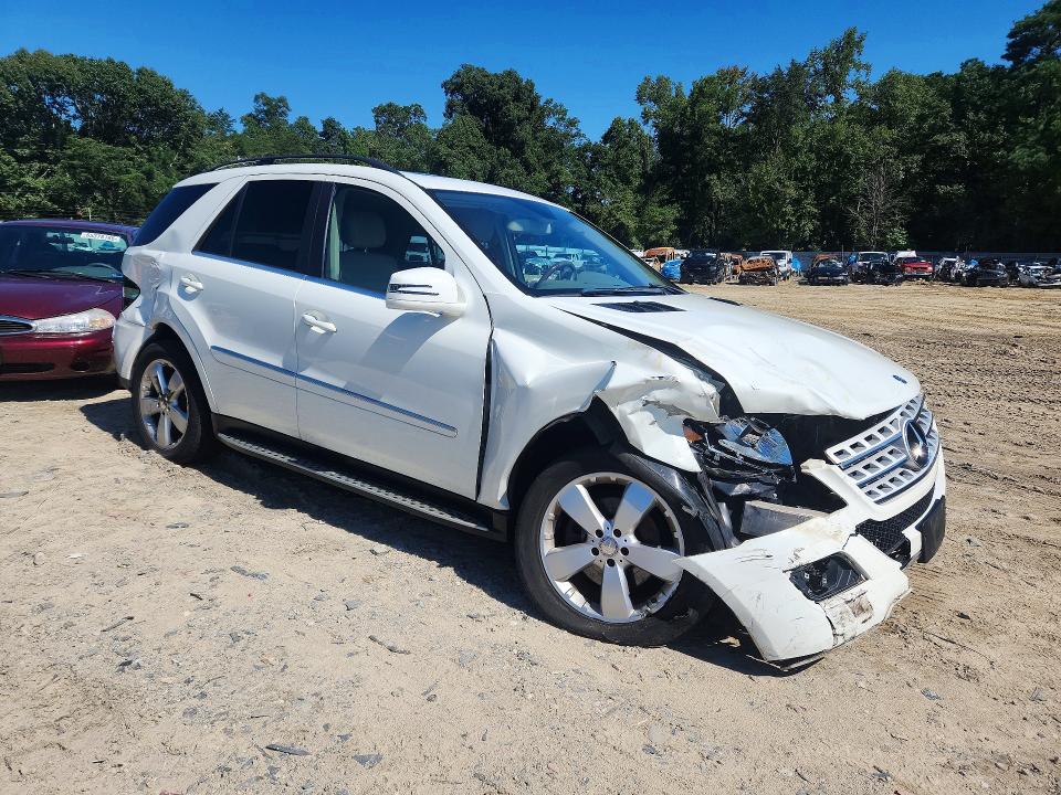 Photo 4 from auction – 2011 MERCEDES-BENZ ML with VIN 4JGBB5GB6BA682530