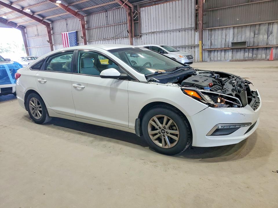Photo 4 from auction – 2015 HYUNDAI SONATA with VIN 5NPE24AF6FH175746
