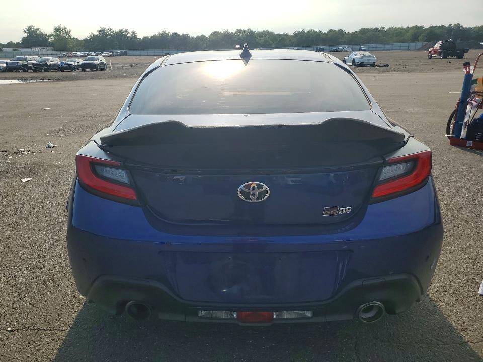 Photo 6 from auction – 2022 TOYOTA GR 86 with VIN JF1ZNBF10N8750226