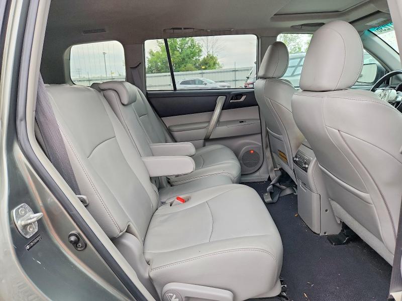 Снимка 11 от търг – 2011 TOYOTA HIGHLANDER с VIN 5TDBK3EH0BS068169