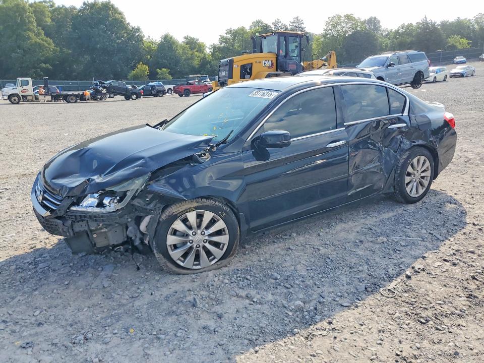HONDA ACCORD 2013 with VIN 1HGCR3F86DA017792 - Photo from auction