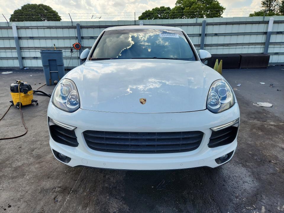 Photo 5 from auction – 2016 PORSCHE CAYENNE with VIN WP1AB2A25GLA95639