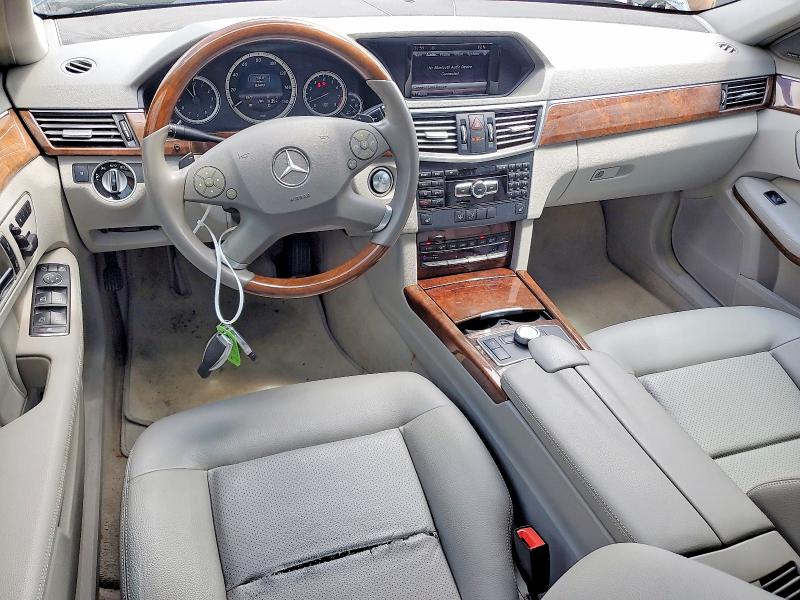 Photo 8 from auction – 2013 MERCEDES-BENZ E with VIN WDDHF8JB7DA710941