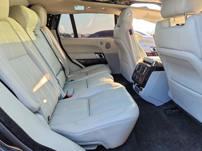 Photo 11 from auction – 2017 LAND ROVER RANGE ROVER with VIN SALGS2FE1HA346337
