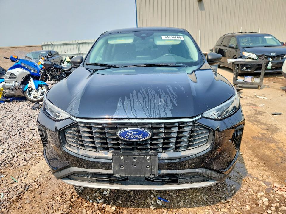 Photo 5 from auction – 2023 FORD ESCAPE with VIN 1FMCU9GN2PUB04172