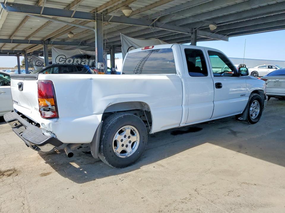 Photo 3 from auction – 2001 CHEVROLET SILVERADO with VIN 2GCEC19T911116562