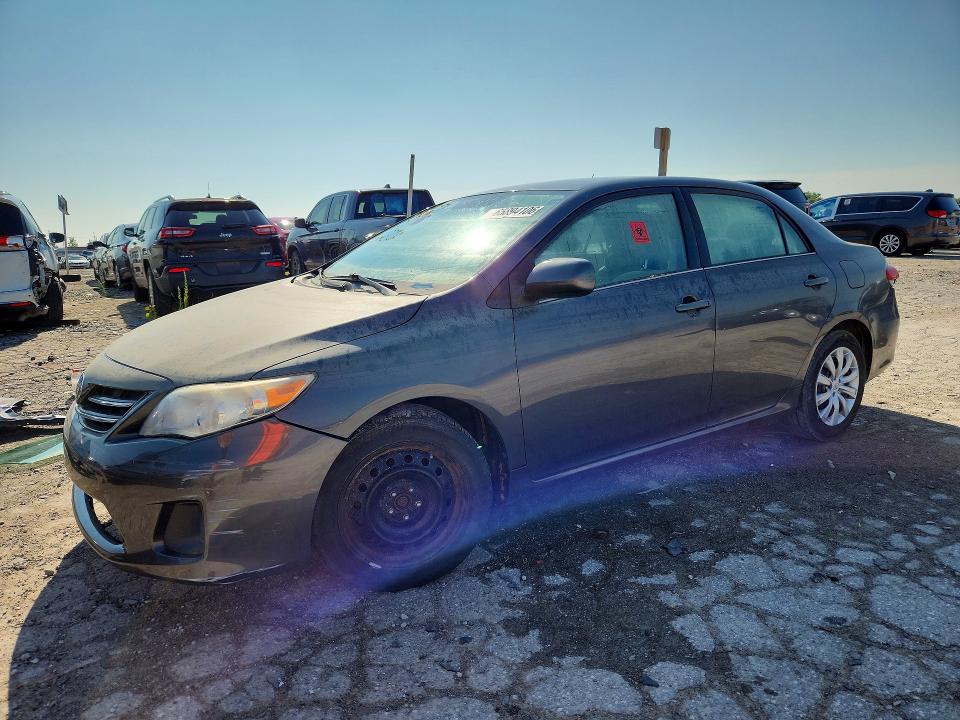 Снимка 1 от търг – 2013 TOYOTA COROLLA с VIN 2T1BU4EE6DC061860