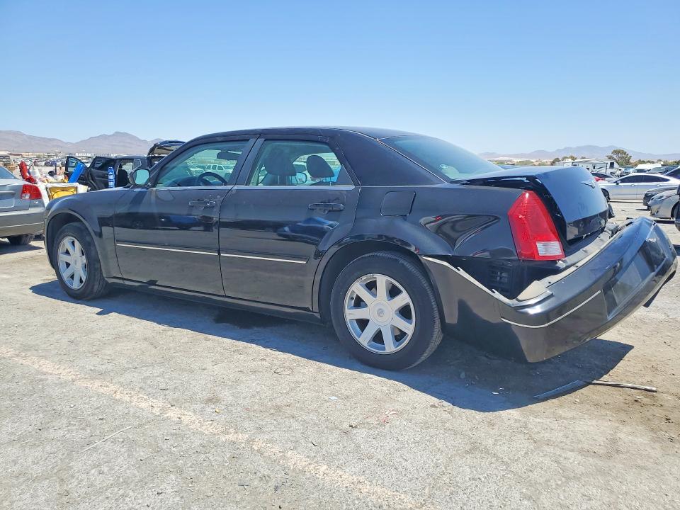 Photo 2 from auction – 2005 CHRYSLER 300 with VIN 2C3JA53G55H630191