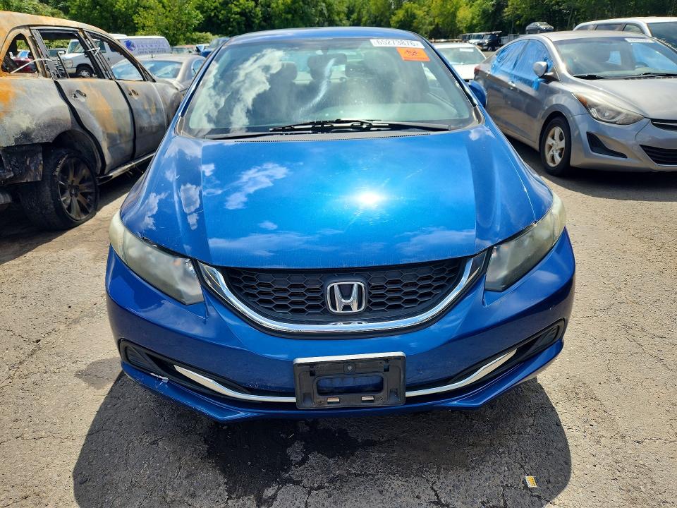 Photo 5 from auction – 2013 HONDA CIVIC with VIN 2HGFB2F58DH577414