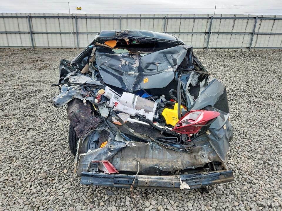 Photo 6 from auction – 1998 ACURA 2.3CL with VIN 19UYA3152WL010887