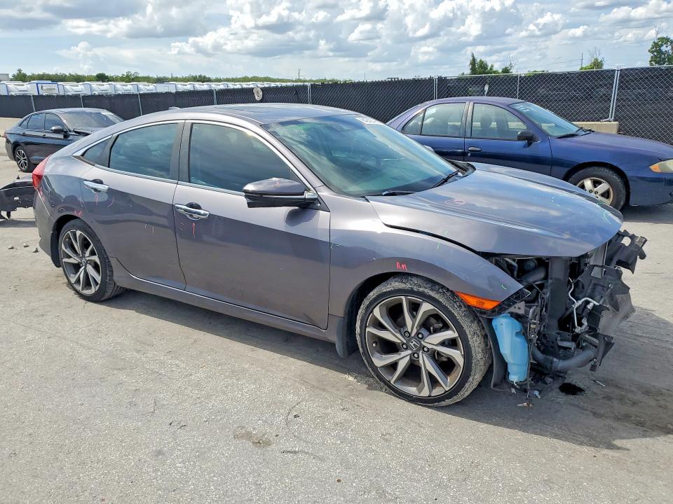 Photo 4 from auction – 2019 HONDA CIVIC with VIN 19XFC1F92KE005899