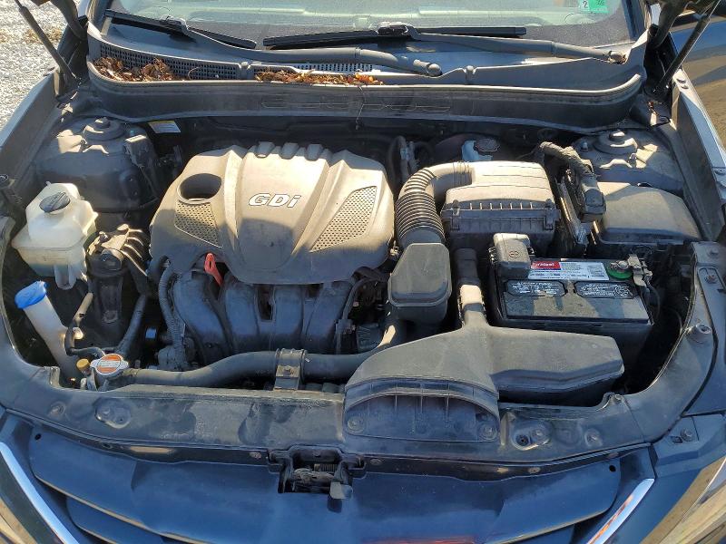 Photo 11 from auction – 2012 HYUNDAI SONATA with VIN 5NPEB4AC7CH327762