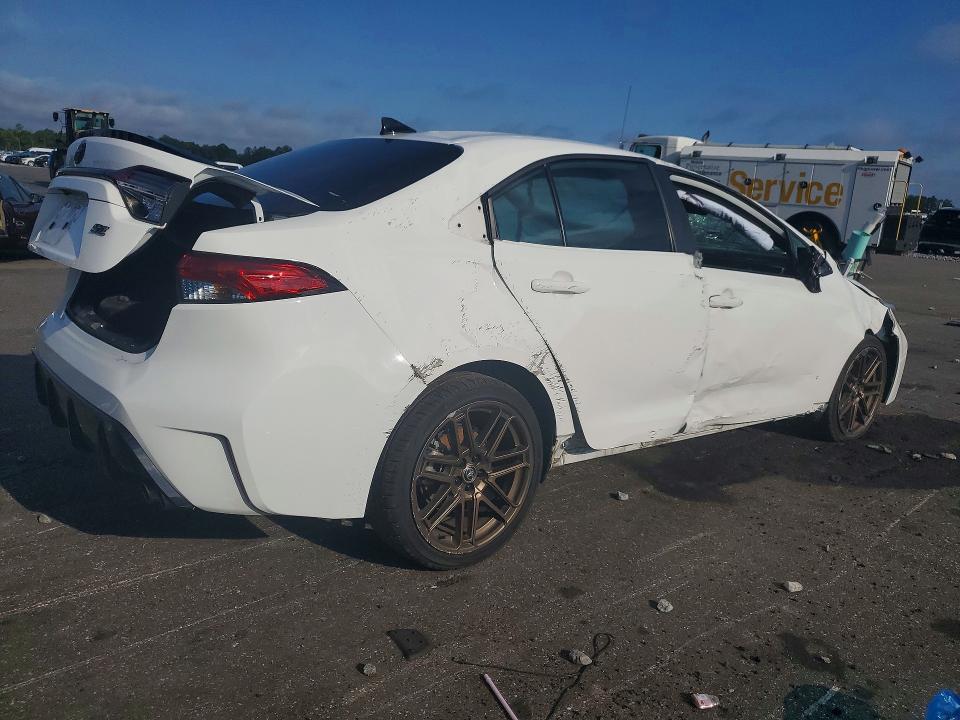 Photo 3 from auction – 2024 TOYOTA COROLLA with VIN 5YFB4MCE5RP181773