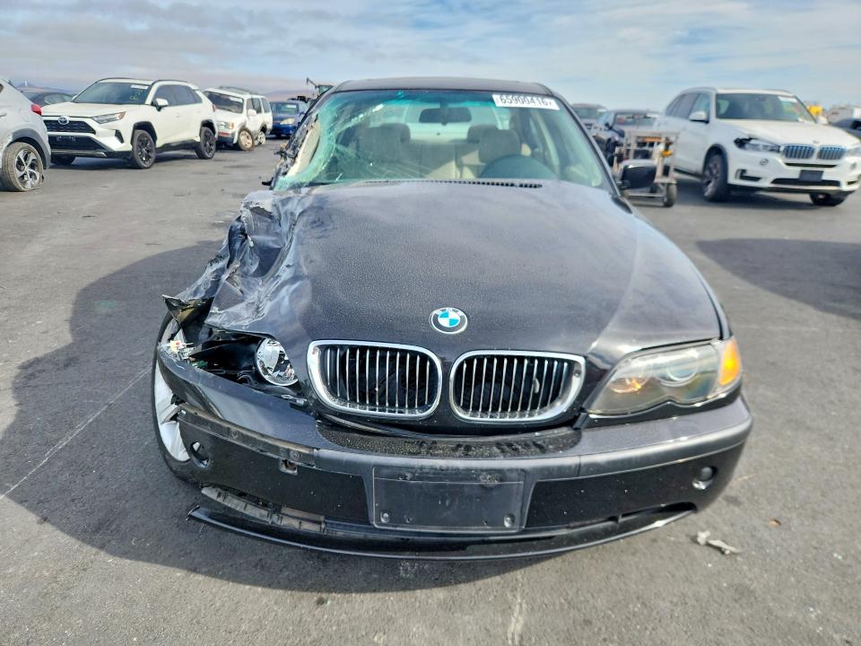 Photo 5 from auction – 2002 BMW 325 with VIN WBAEV33482KL76862