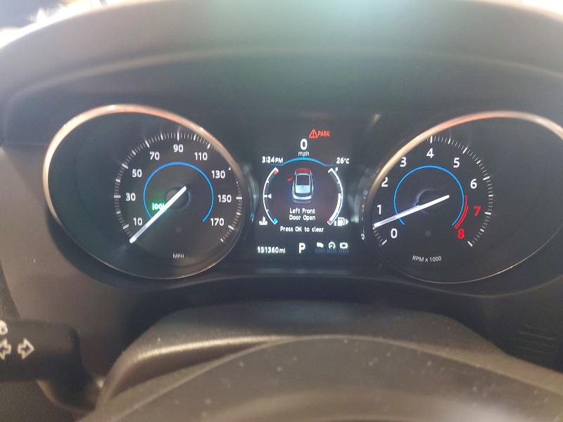 Photo 9 from auction – 2017 JAGUAR F-PACE with VIN SADCJ2BV4HA048349