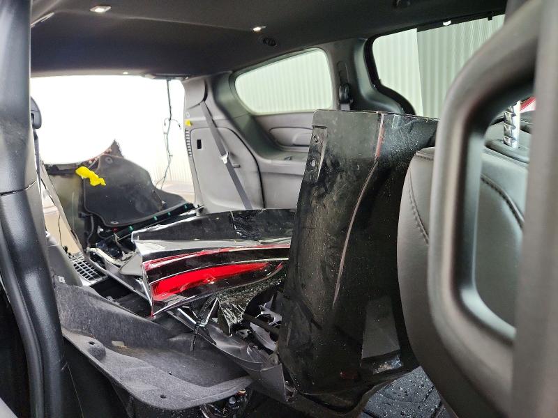 Фото 11 с аукциона – 2027 CHRYSLER PACIFICA с VIN 2C4RC1BG5VR569972