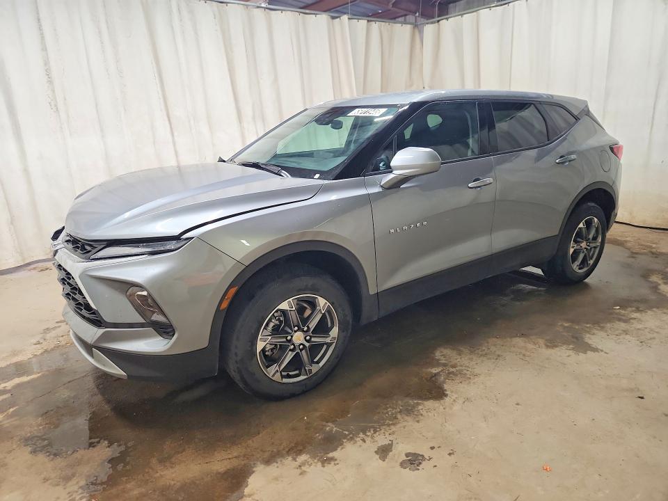 صورة رقم 1 من المزاد - 2026 CHEVROLET BLAZER مع VIN 3GNKBCR40TS147515