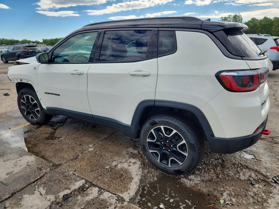 Photo 2 from auction – 2020 JEEP COMPASS with VIN 3C4NJDDB3LT151556