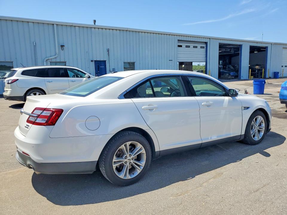 Photo 3 from auction – 2014 FORD TAURUS with VIN 1FAHP2E86EG112802