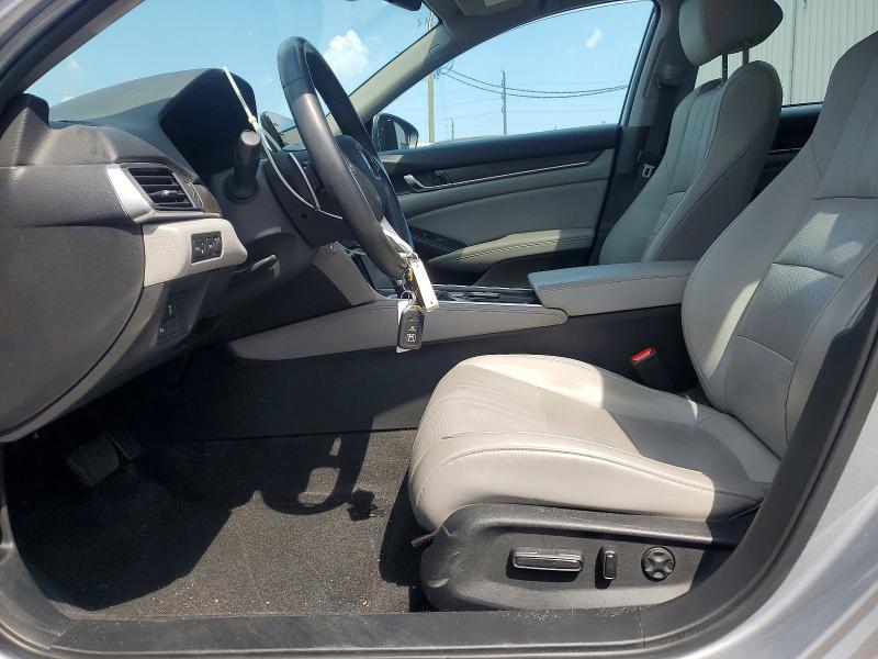 Photo 7 from auction – 2018 HONDA ACCORD with VIN 1HGCV1F98JA077769