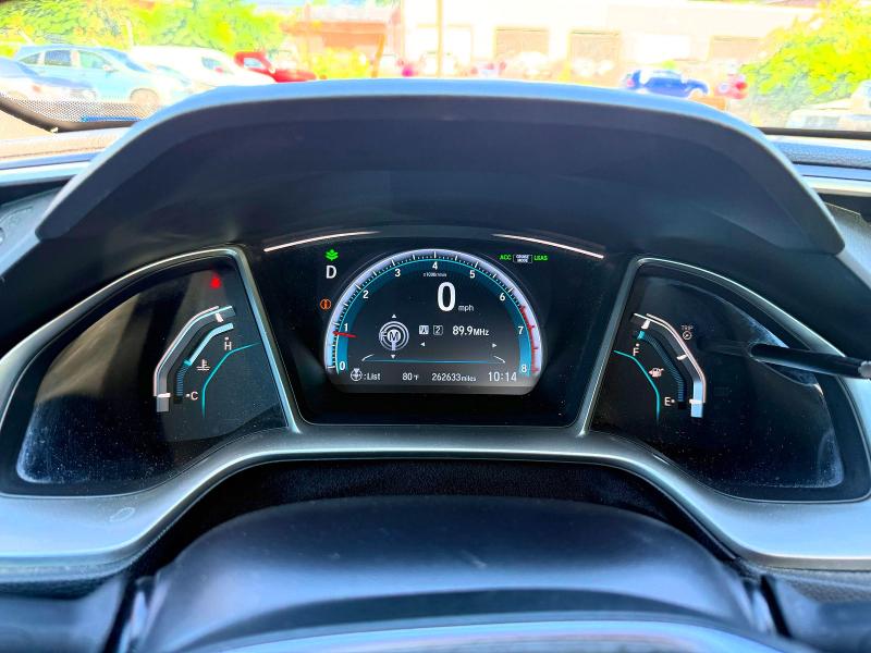 Photo 8 from auction – 2016 HONDA CIVIC with VIN 2HGFC1F44GH640415