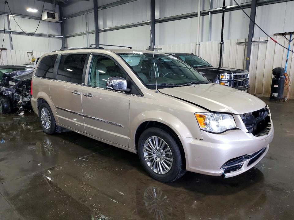Снимка 4 от търг – 2014 CHRYSLER TOWN & COUNTRY с VIN 2C4RC1CG7ER234145