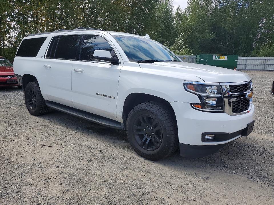 Photo 4 from auction – 2016 CHEVROLET SUBURBAN with VIN 1GNSKHKC5GR389255
