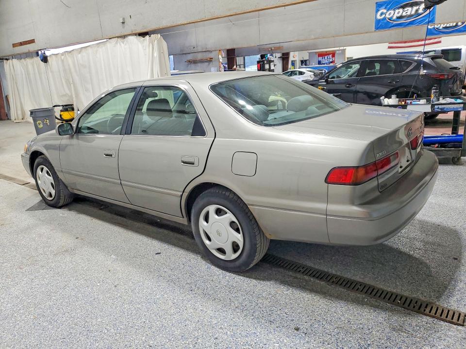 Photo 2 from auction – 1998 TOYOTA CAMRY with VIN JT2BF22K2W0140960
